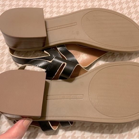 NWOT. Tommy Hilfiger black thong sling back sandals. Gold details. Brand new. - Picture 5 of 7